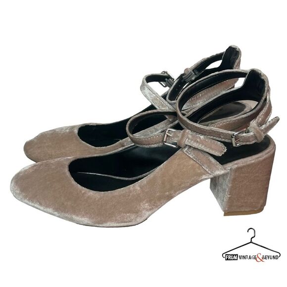 Rebecca Minkoff Brooke Velvet Chunky Heel Pump - Picture 2 of 7